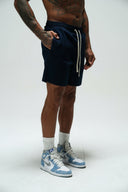 RELAXED DRAWSTRING SHORTS - Lifestyle Shot - ANANKE