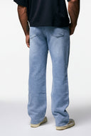 STRAIGHT LEG JEAN - LIGHT BLUE
