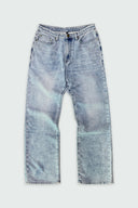 STRAIGHT LEG JEAN - LIGHT BLUE