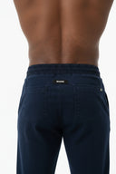 RELAXED DRAWSTRING SHORTS - Lifestyle Shot - ANANKE